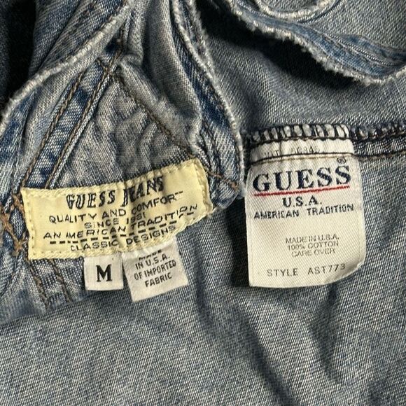 Vintage Guess Bib Overalls Light Blue Wash Denim Adjustable Straps USA Made Size - Picture 4 of 4